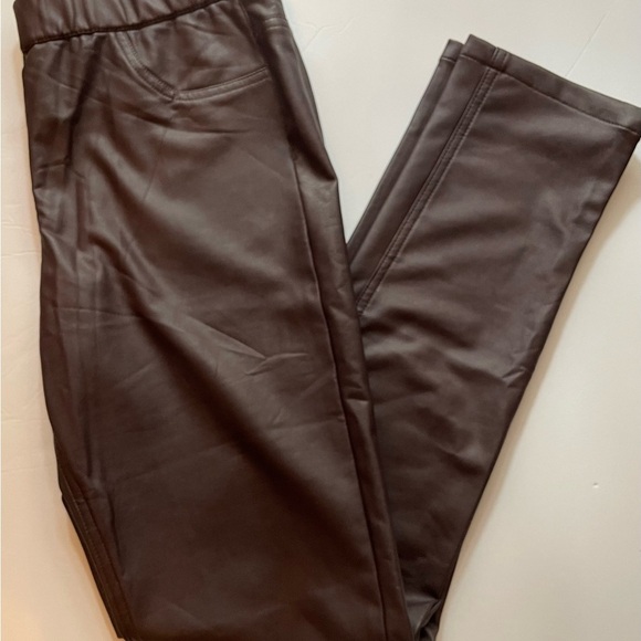 Love Tree Brown Faux Leather Sleek Fitted Silhouette - Picture 4 of 6